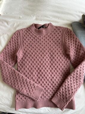 Gucci Pink Textured Cable-Style Crewneck Sweater